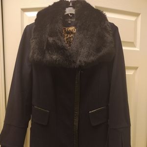 Via Spiga Size 14 Navy Coat with Fur Collar
